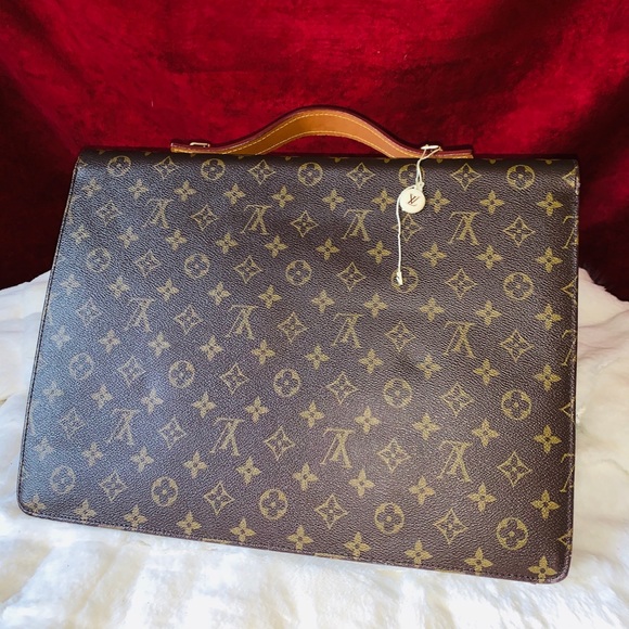LV Briefcase...BEAUTIFUL💜 - Picture 3 of 9